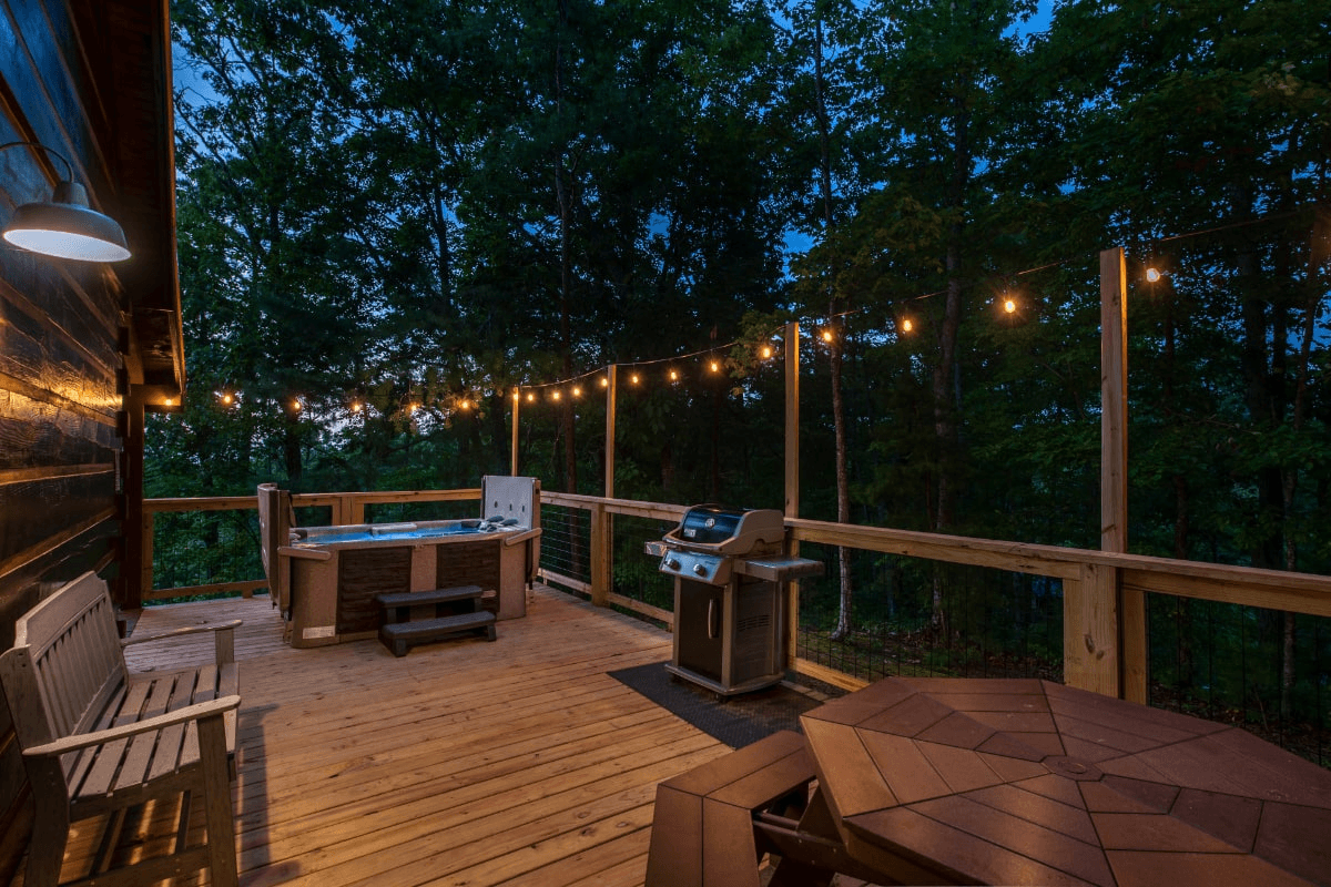 Bears Stay vacation rental surrounded by trees